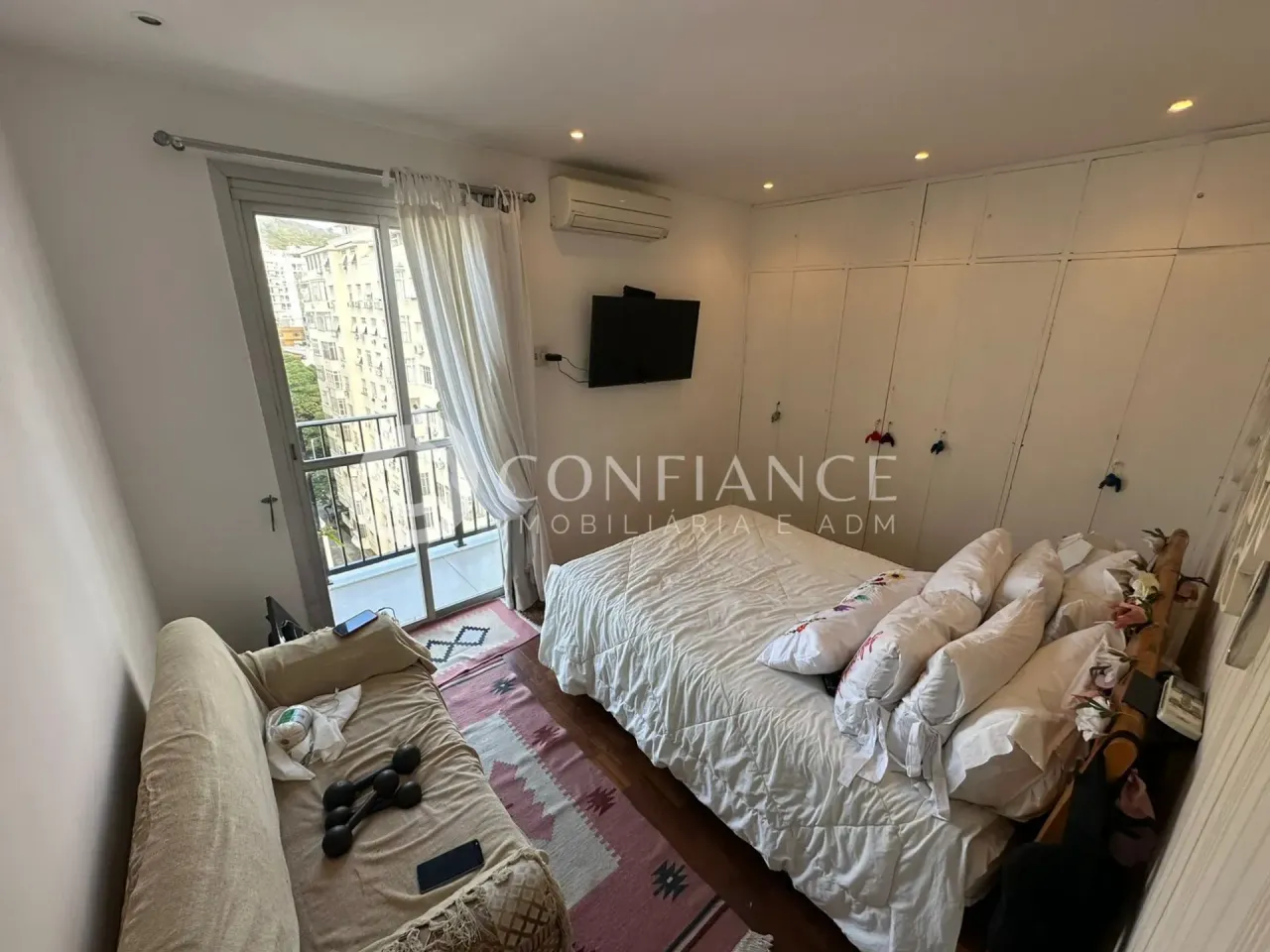 Furnished apartment with a real desk and 3 bedrooms — photo 8