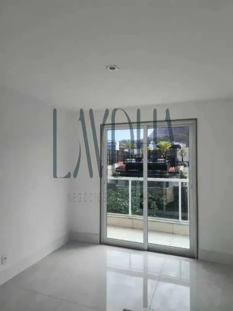 Apartment with 3 bedrooms and 3 bathrooms — photo 5