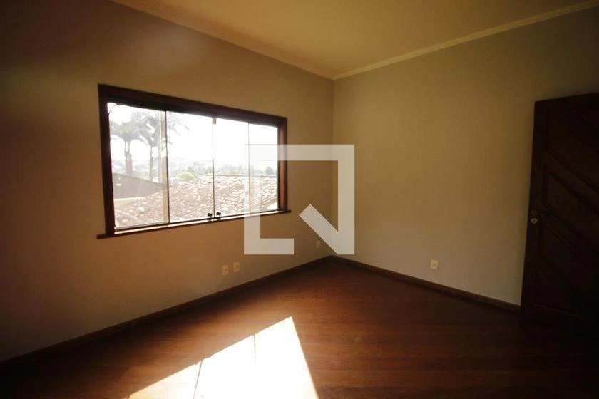 Casa de 700 m² com 3 quartos e 4 banheiros — photo 20