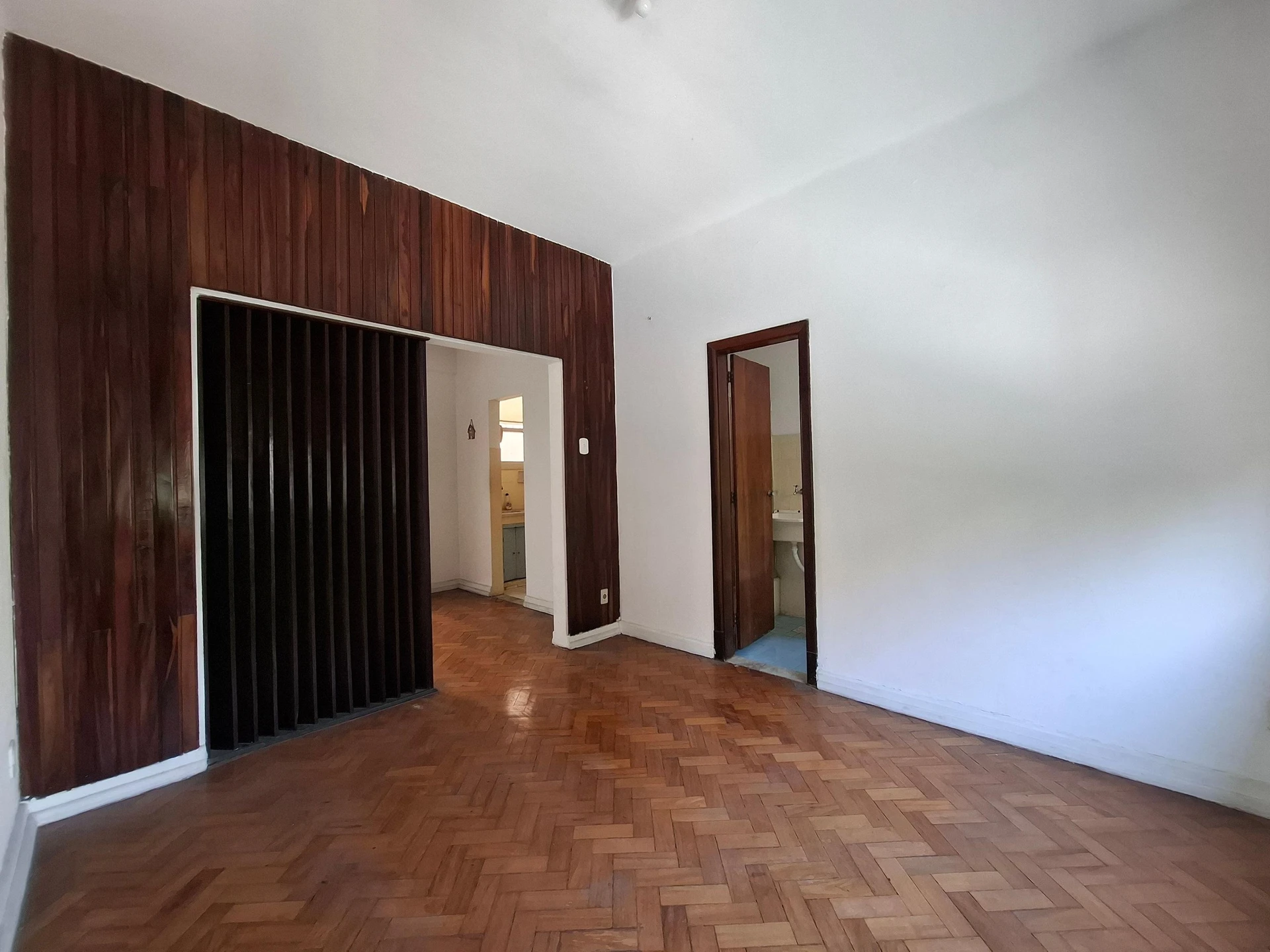 Apartamento, 30 m², com piso de madeira ou laminado — photo 15