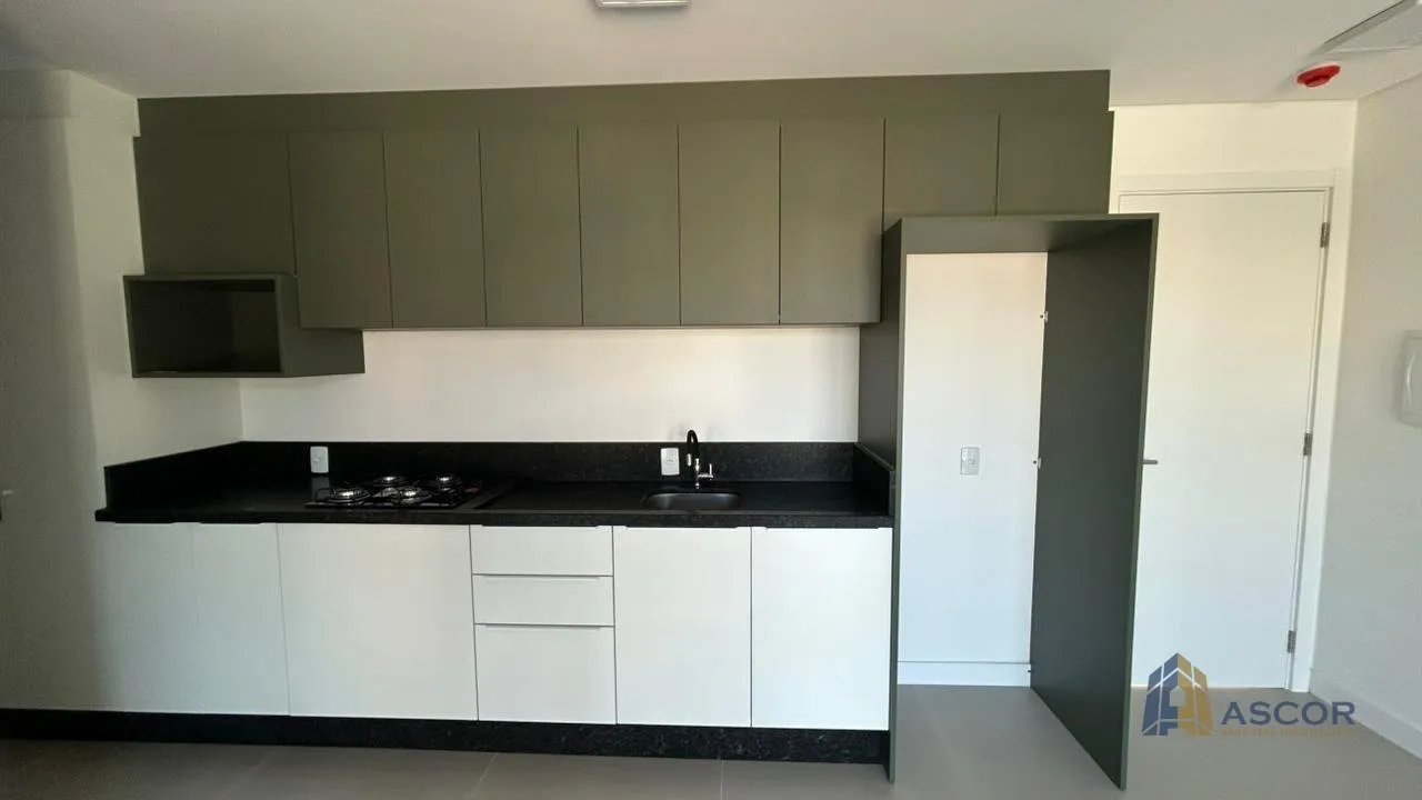 Furnished 1-bedroom apartment with open kitchen and grill — photo 2