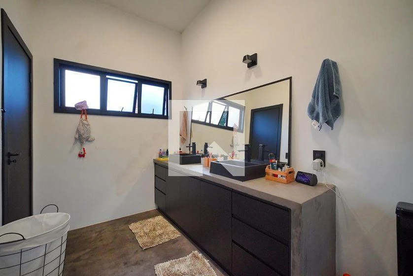 Mountain view in a 5-bedroom house, 330 m² — photo 42