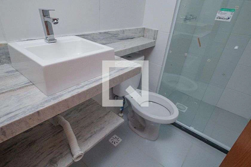 48 m² apartment with a closed kitchen and gas stove — photo 5