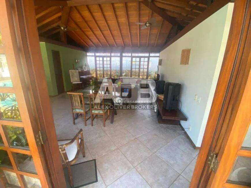 Мебльований будинок на 5 кімнат, 570 м² і приватний сад — photo 16