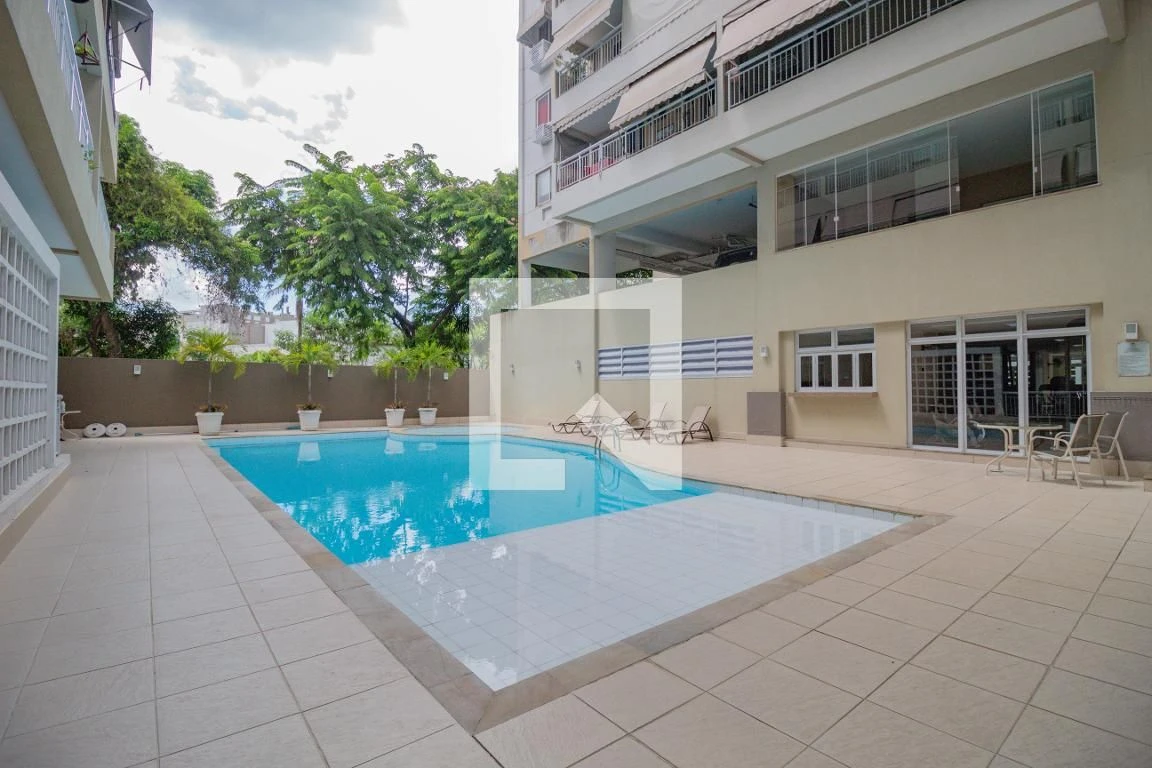 Furnished apartment with 2 bedrooms and a balcony — photo 18