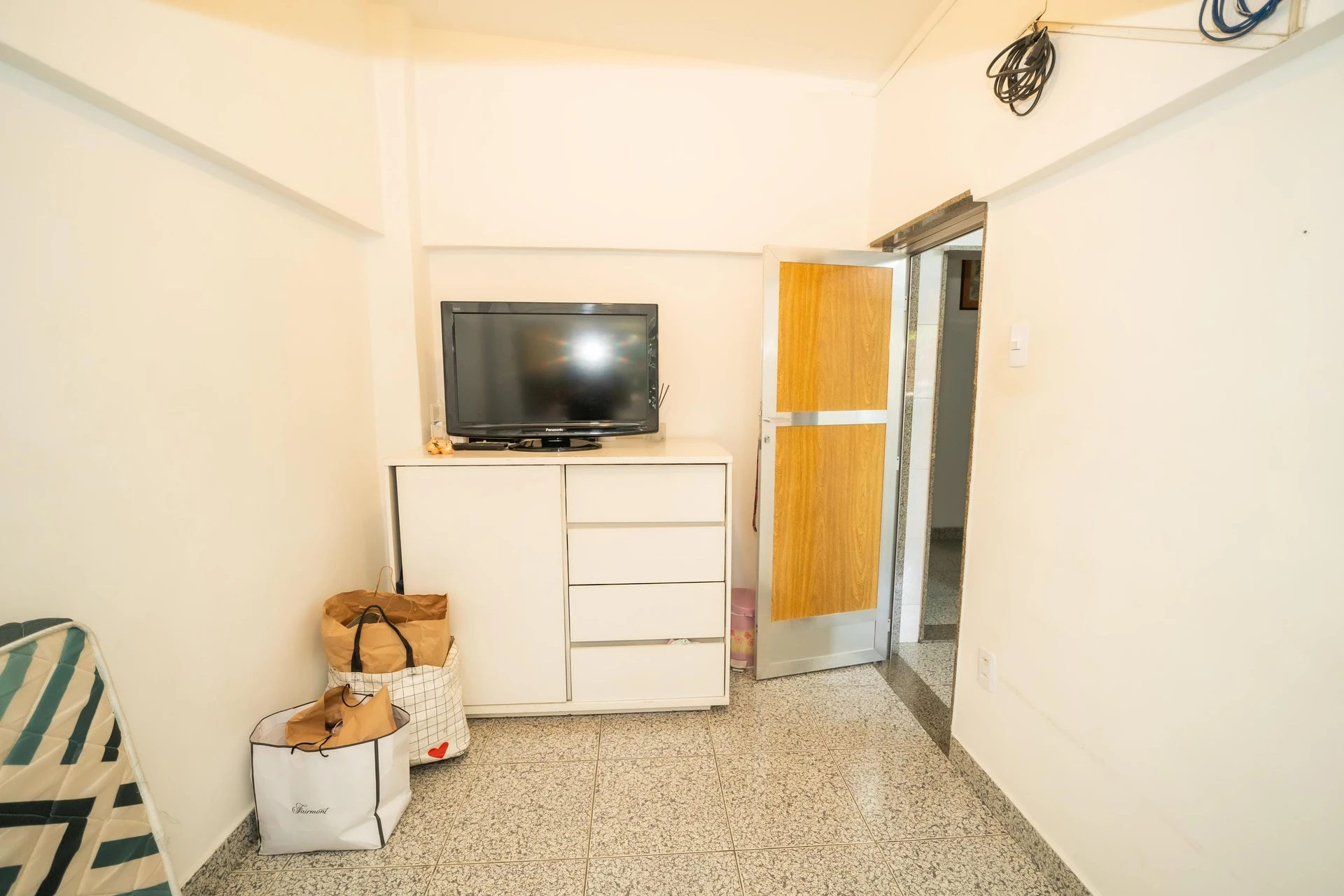Furnished house, 449 m², with a jacuzzi — photo 114
