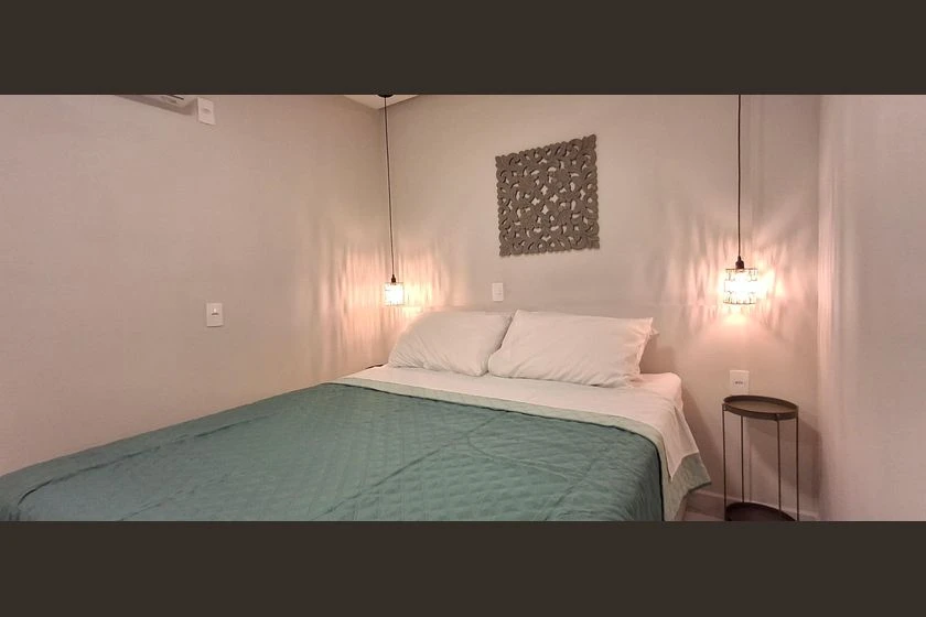 Furnished apartment with 1 en-suite and open-plan kitchen — photo 4