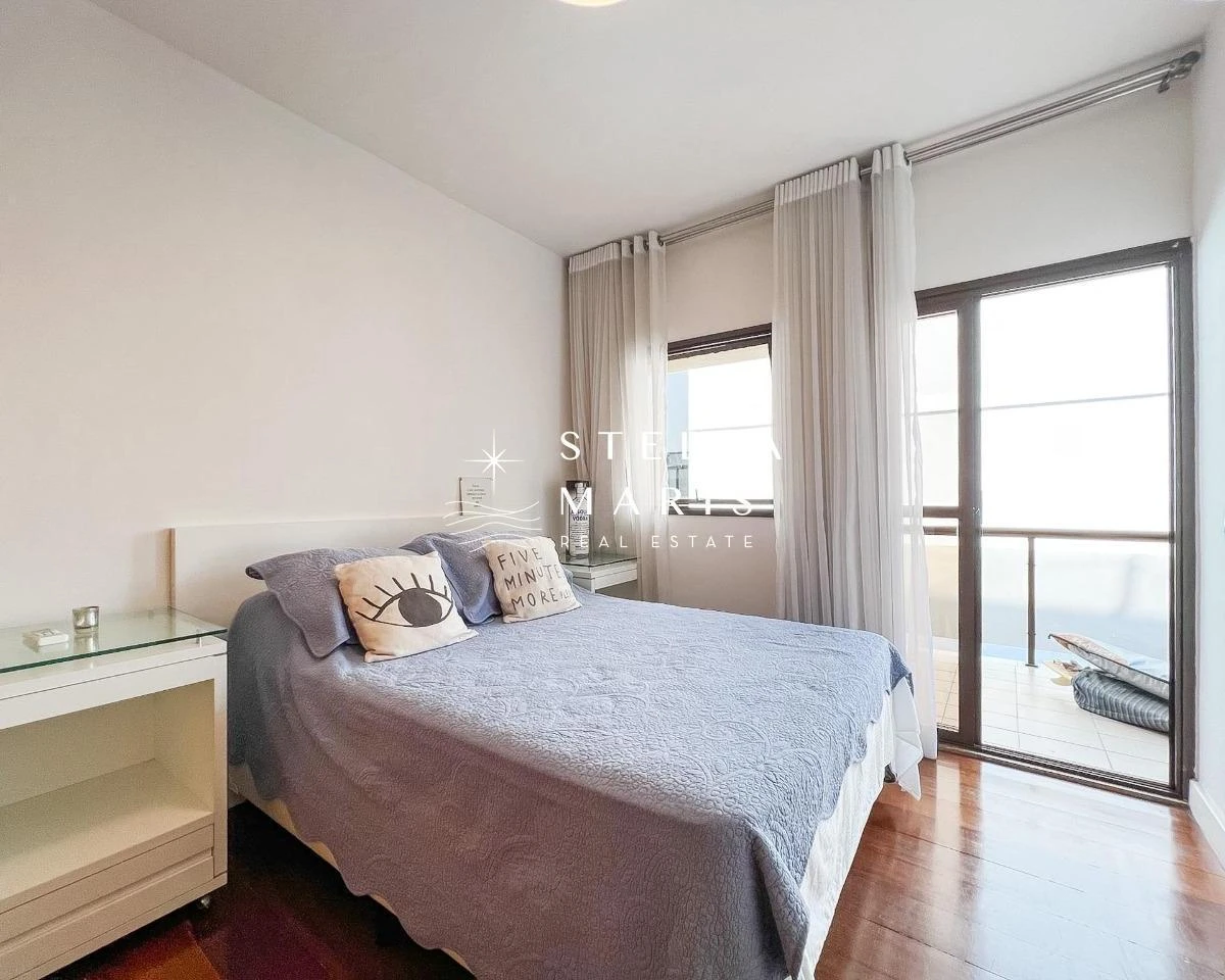 208 m² apartment with 3 bedrooms and 4 parking spots — photo 23