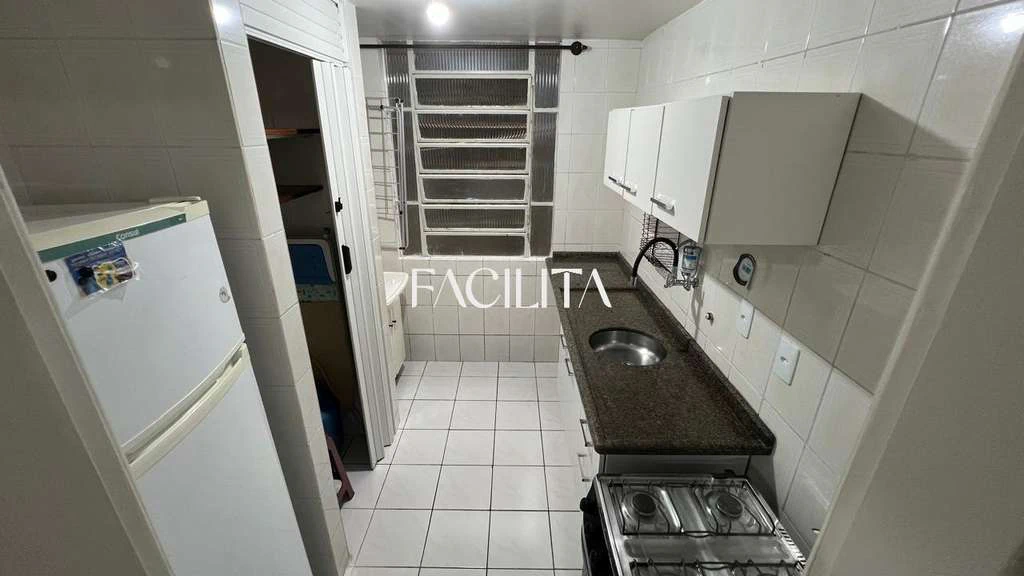 Квартира з 2 спальнями 70 м² та 1 паркомісцем — photo 2