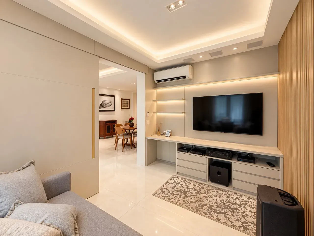 3-bedroom apartment with a walk-in closet — photo 15