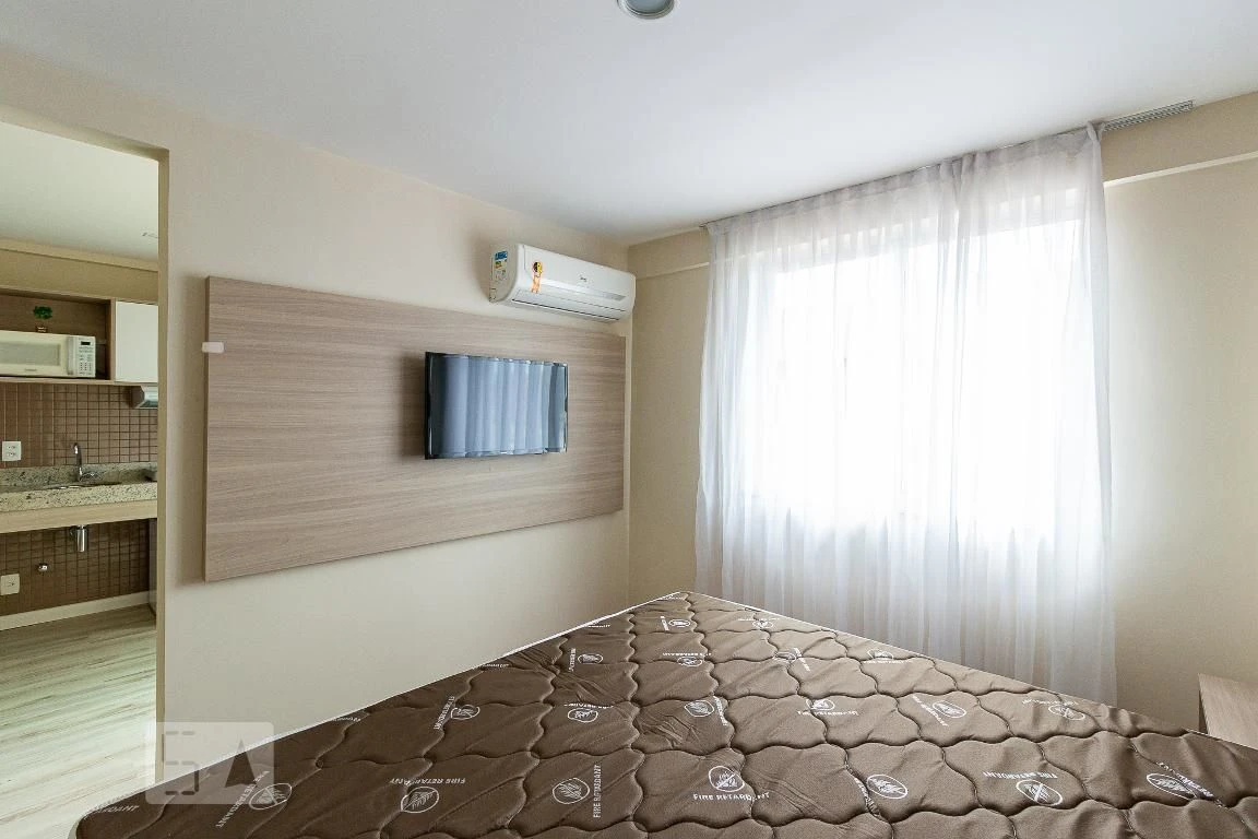 One-bedroom apartment with a home office in Rio de Janeiro — photo 12