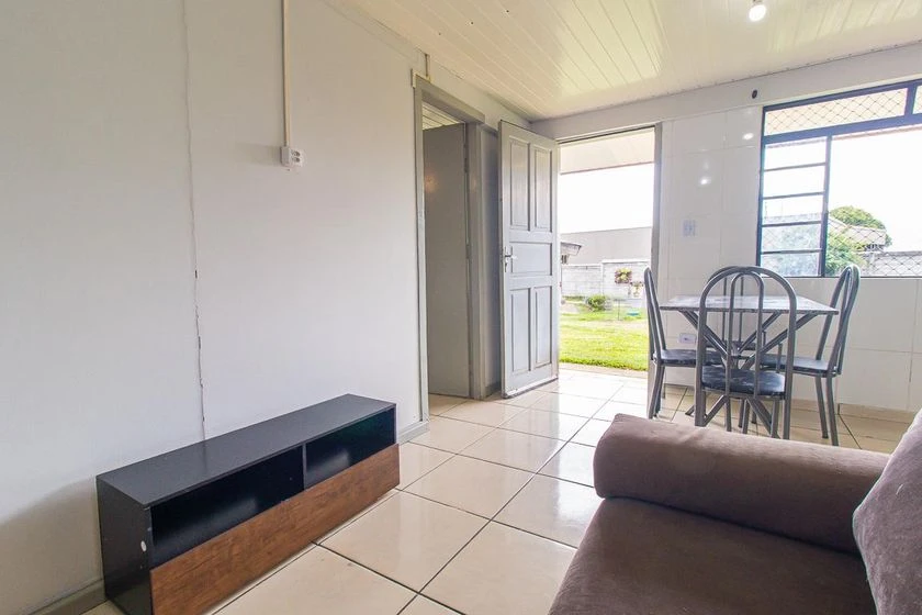Furnished 1-bedroom house with gas open-plan kitchen — photo 10