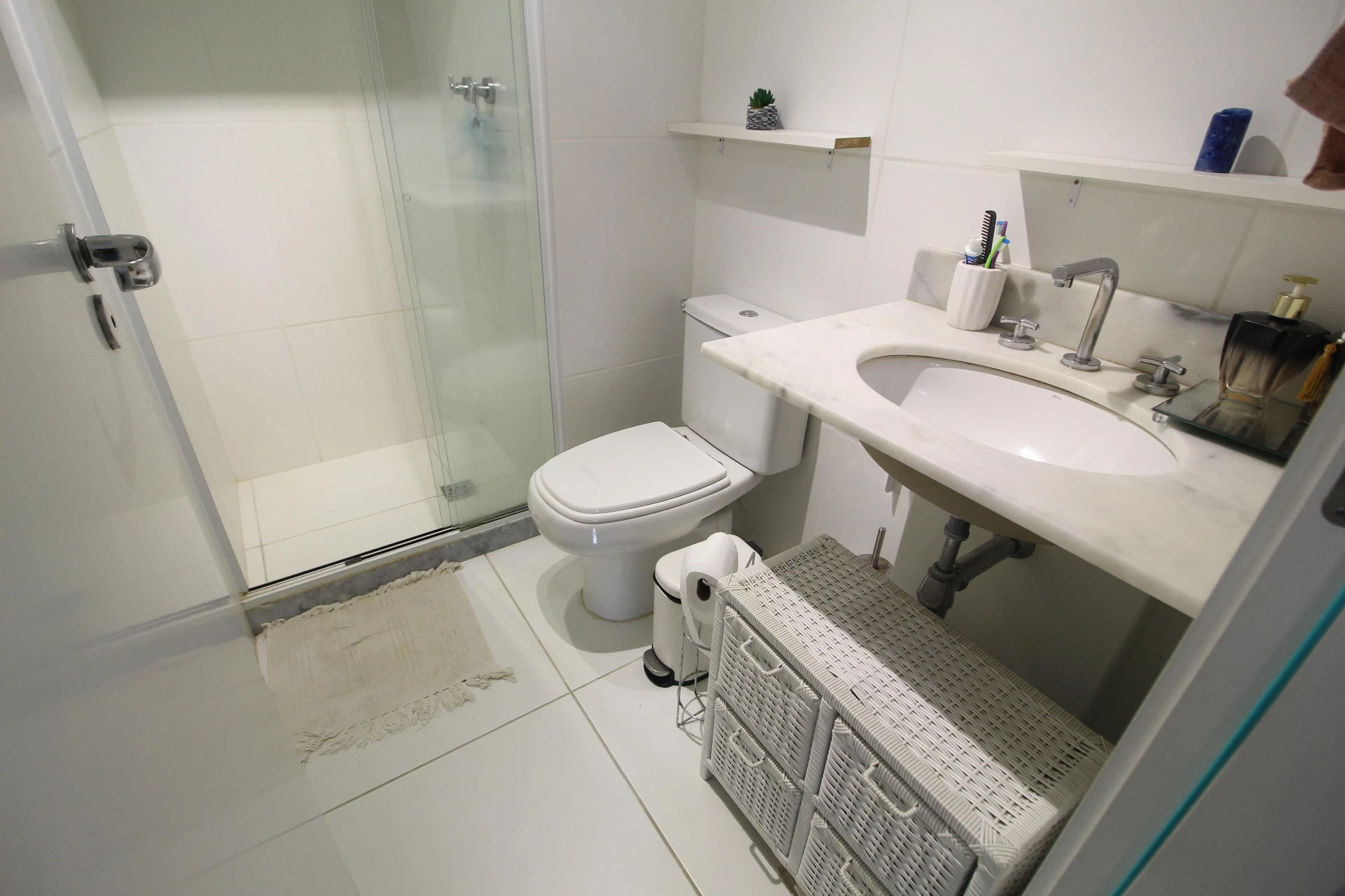 2-bedroom apartment with a glass-enclosed balcony — photo 42