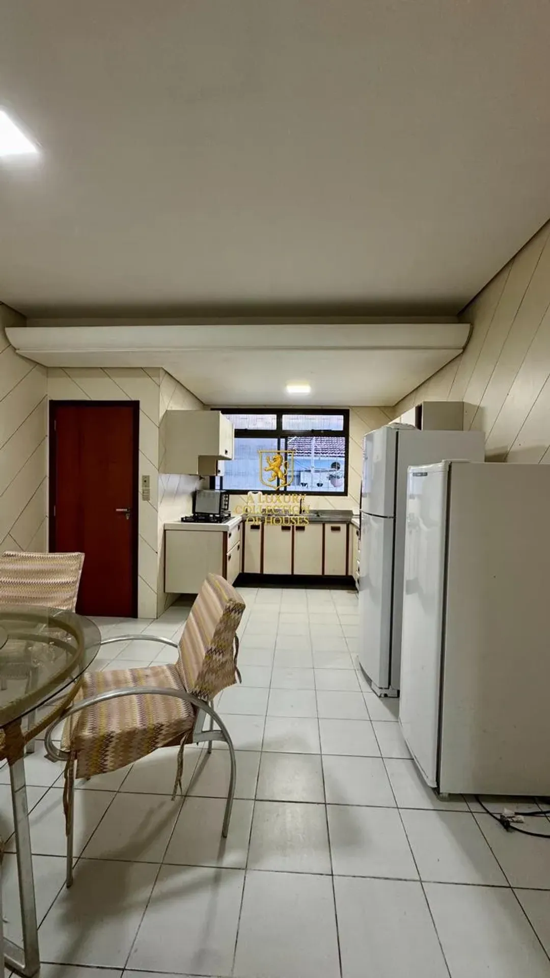 Casa mobiliada com 9 quartos e 3 vagas — photo 62