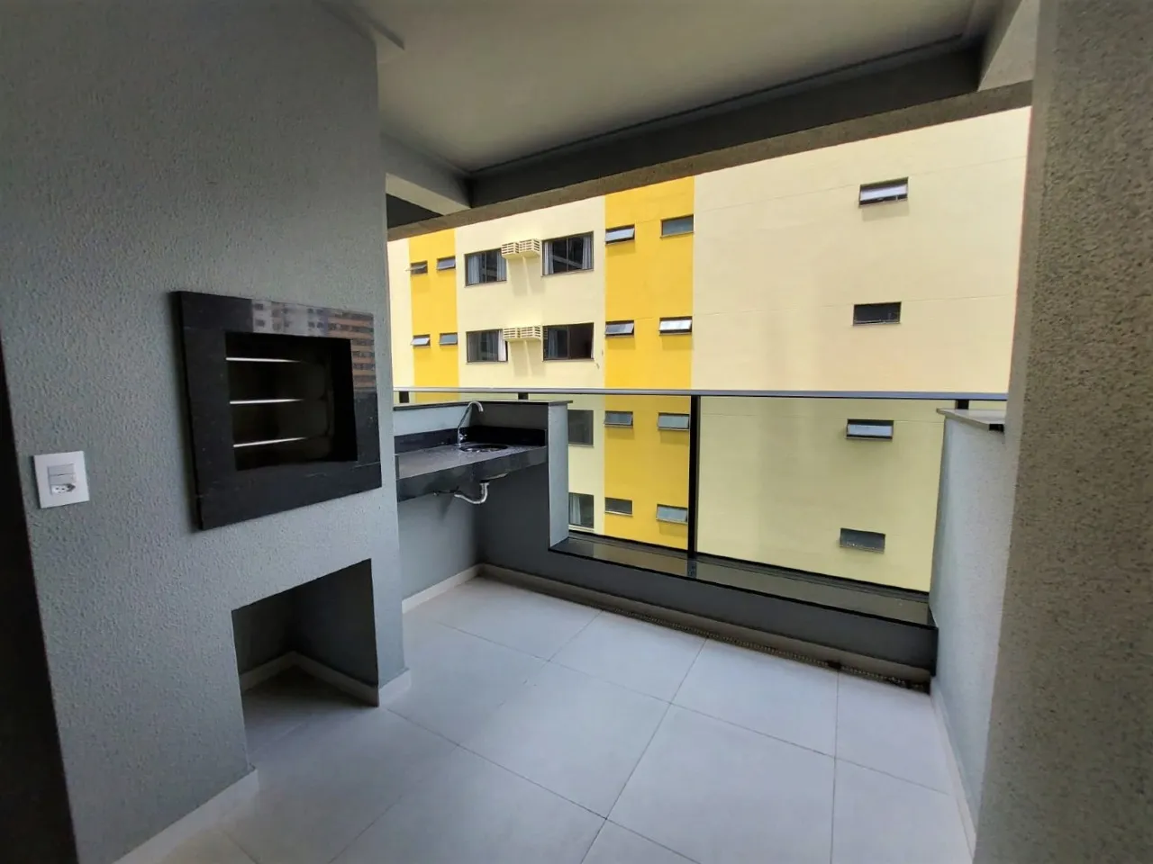Furnished apartment, 68 m², with a grill on the balcony — photo 50