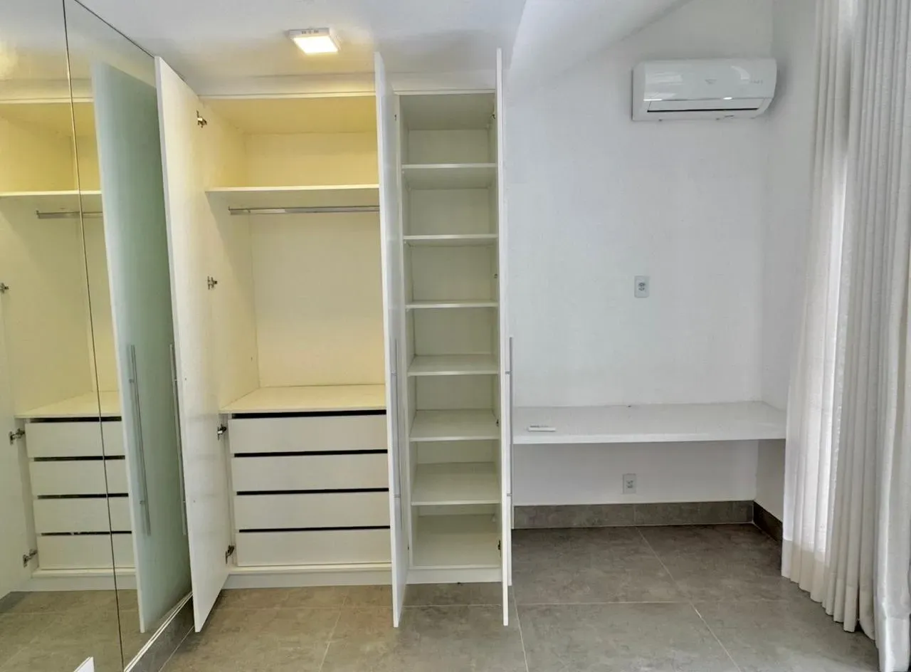 Casa com 5 quartos e 5 banheiros — photo 44