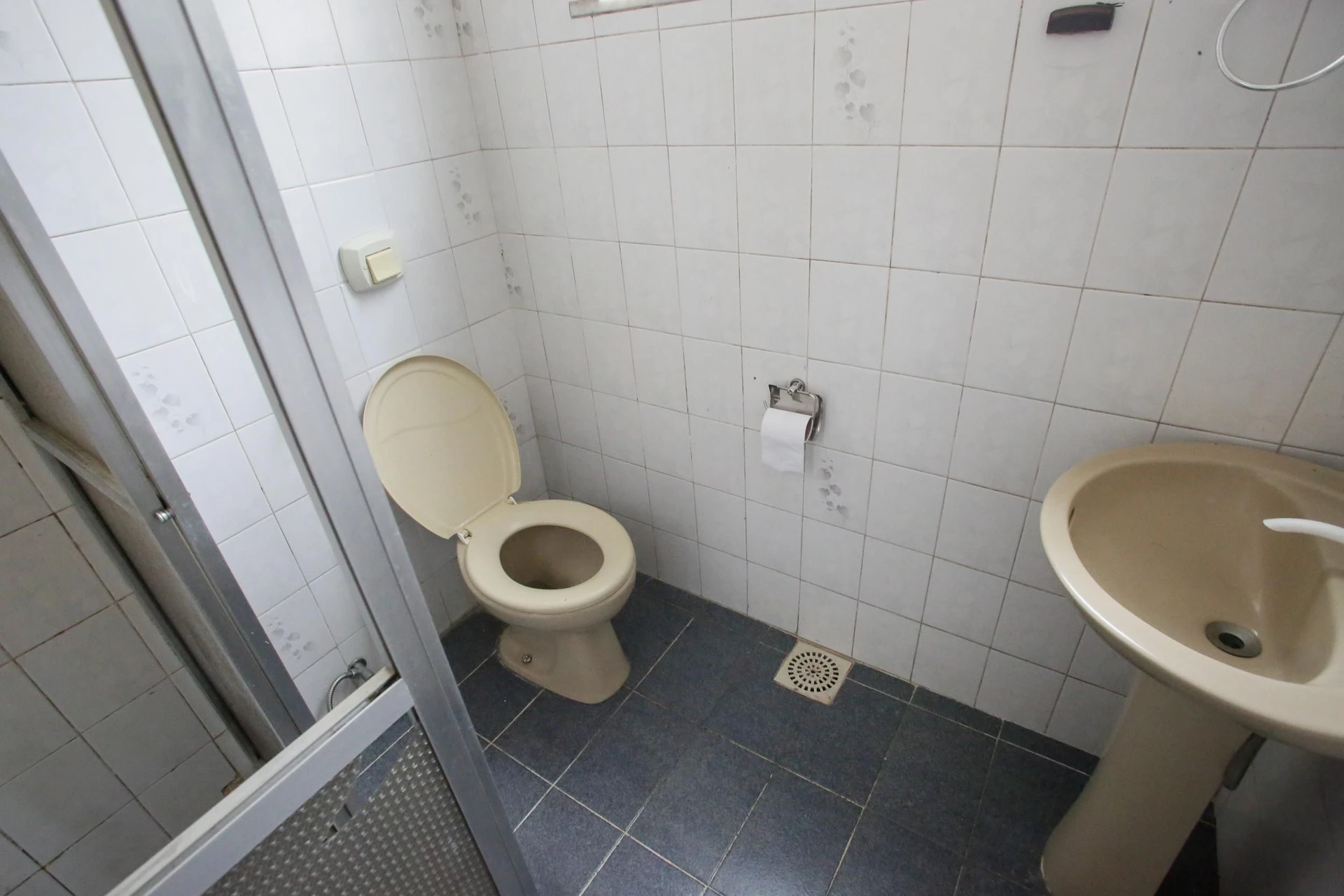 Apartamento com 2 quartos e 2 banheiros, sem vaga