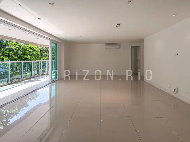 Apartamento, 229 m², com varanda envidraçada — photo 8
