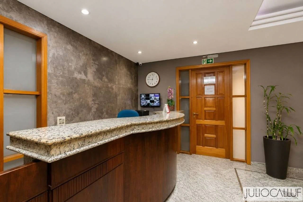 Private pool in a one-bedroom apartment, 40 m² — photo 17