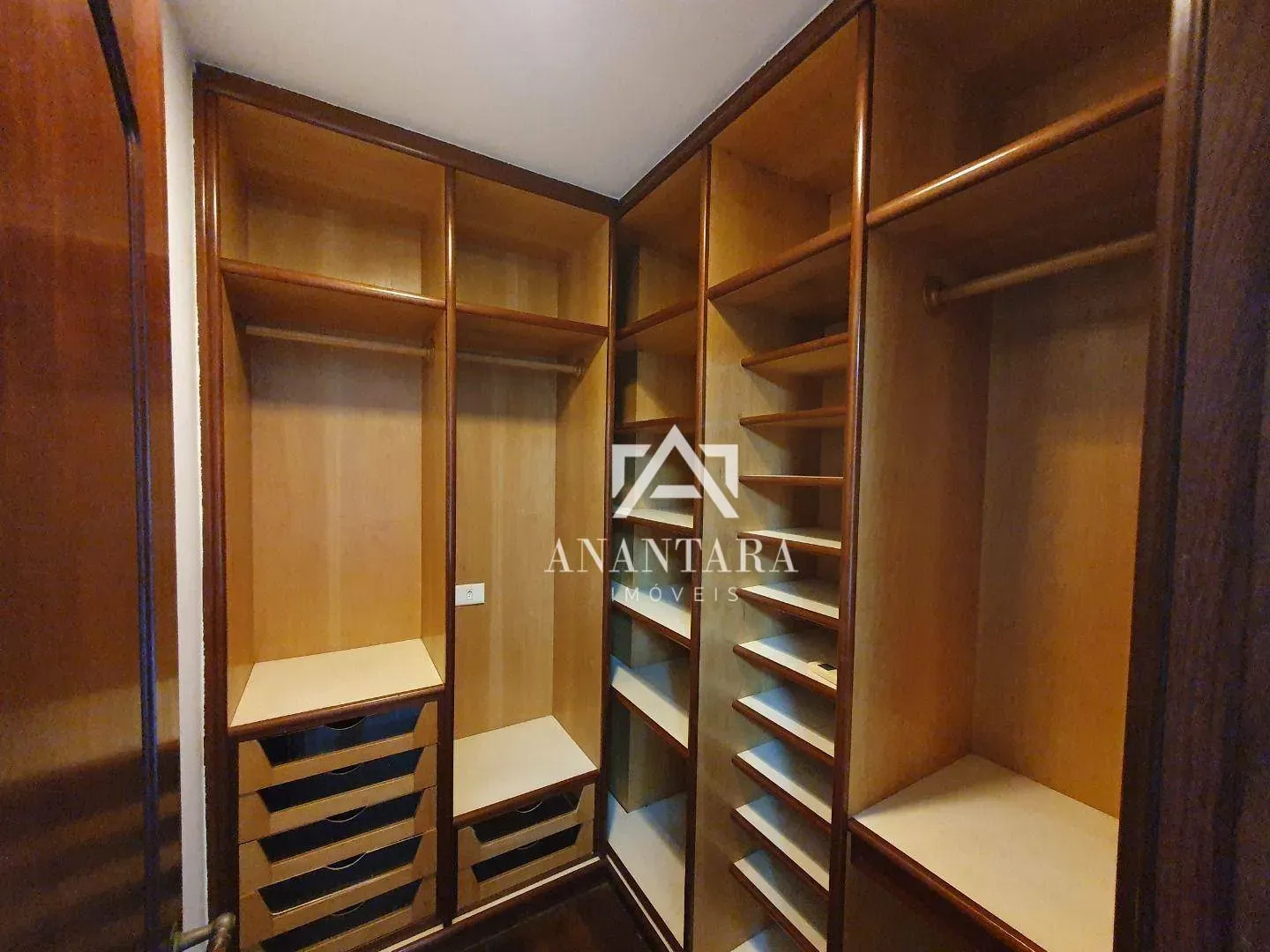 Casa duplex para locação com 4 suítes e 18 vagas — photo 50