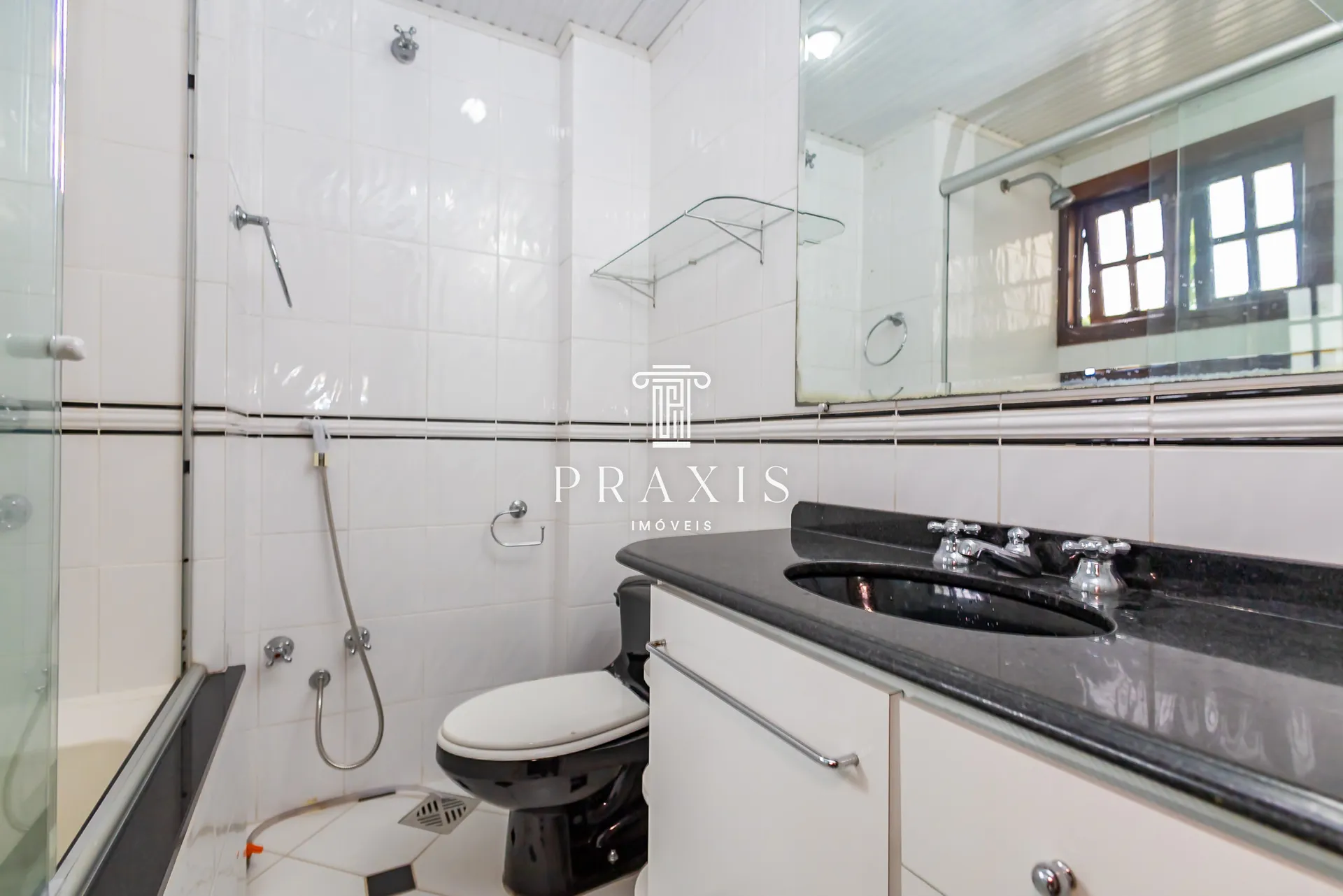 207 m² house with 5 bedrooms, 2 suites and 2 parking — photo 82