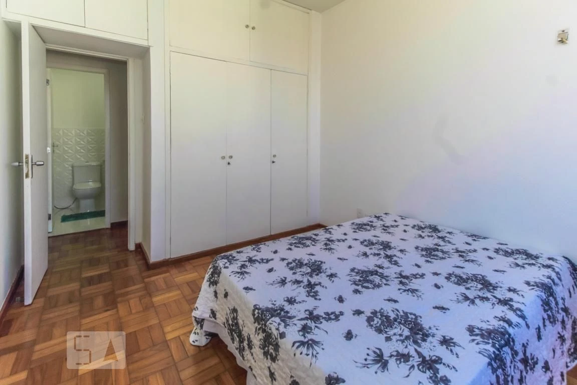 Furnished 4-bedroom apartment with 3 bathrooms — photo 24