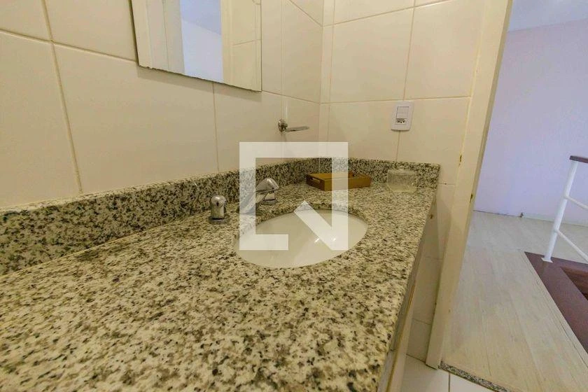 Apartamento mobiliado, 99 m², com janelas do piso ao teto — photo 34
