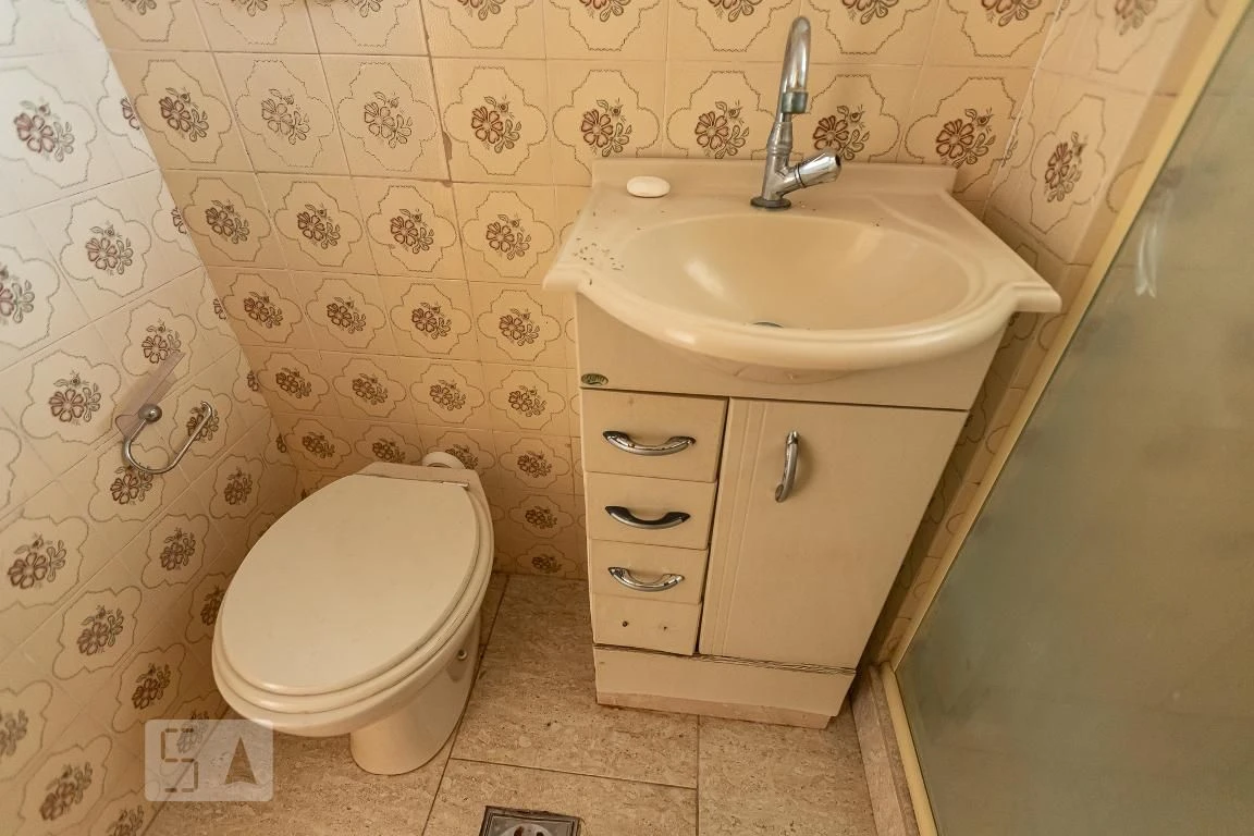 60 m² apartment with a washing machine and a home office — photo 21