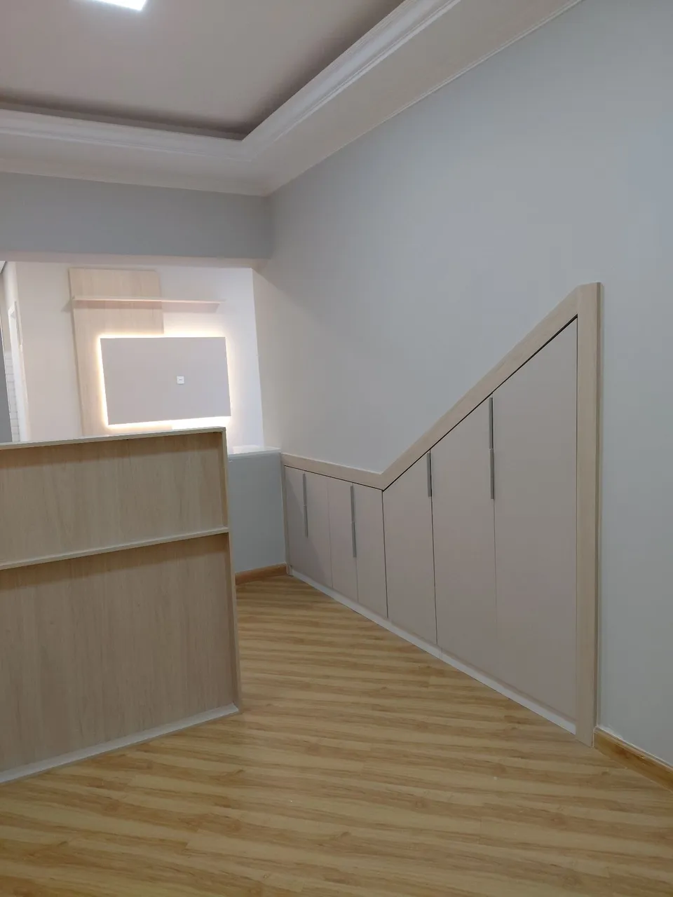 Квартира с 1 спальней без мебели и кухней open-plan — photo 16