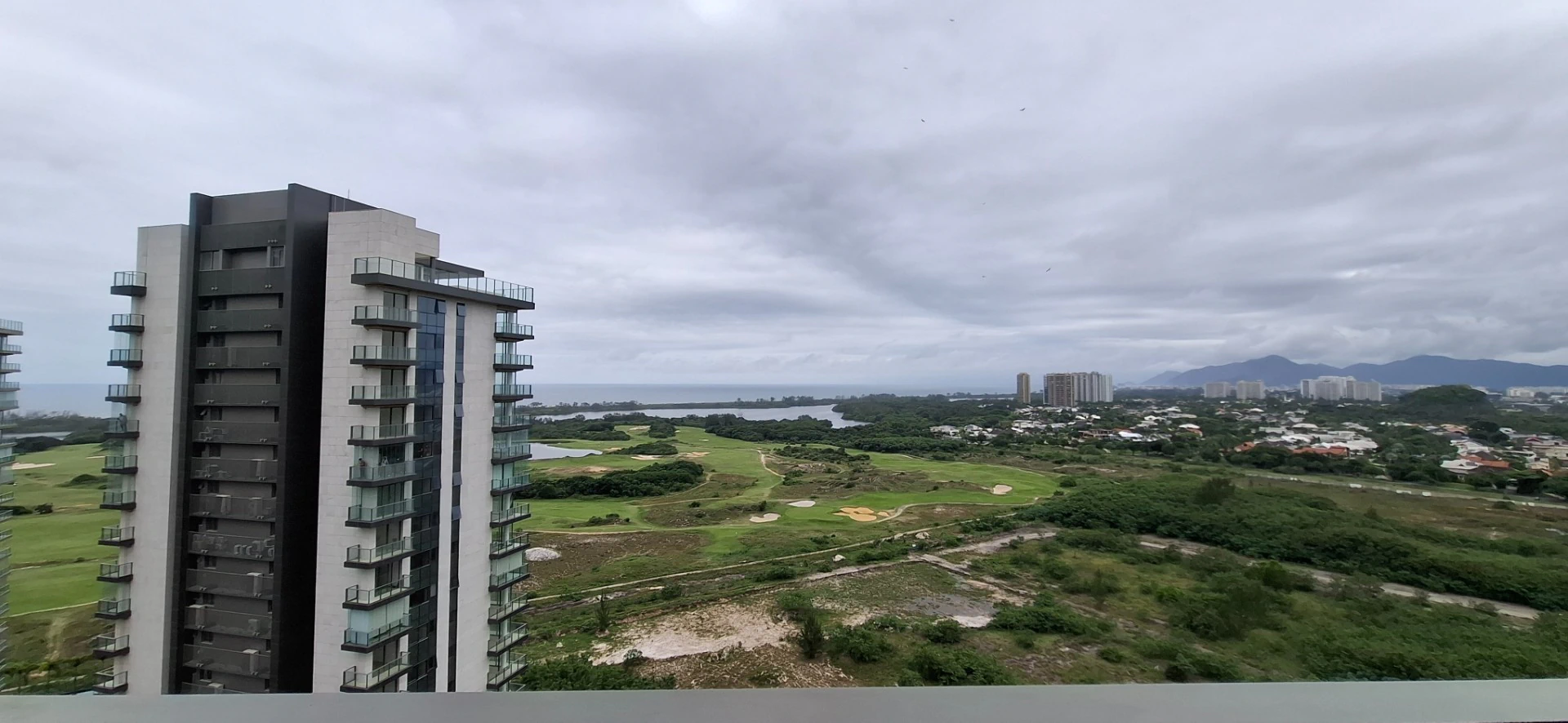 Apartamento com janelas do piso ao teto, Barra da Tijuca — photo 2