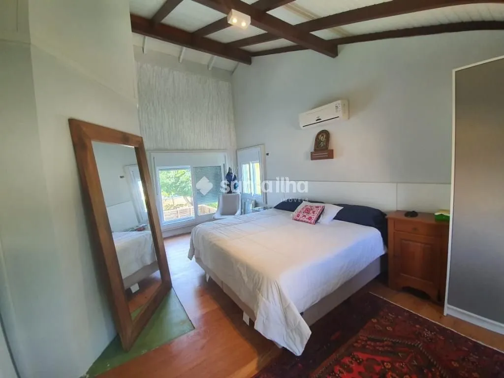 Casa com 7 quartos e 3 suítes, 450 m² e 2 vagas — photo 10