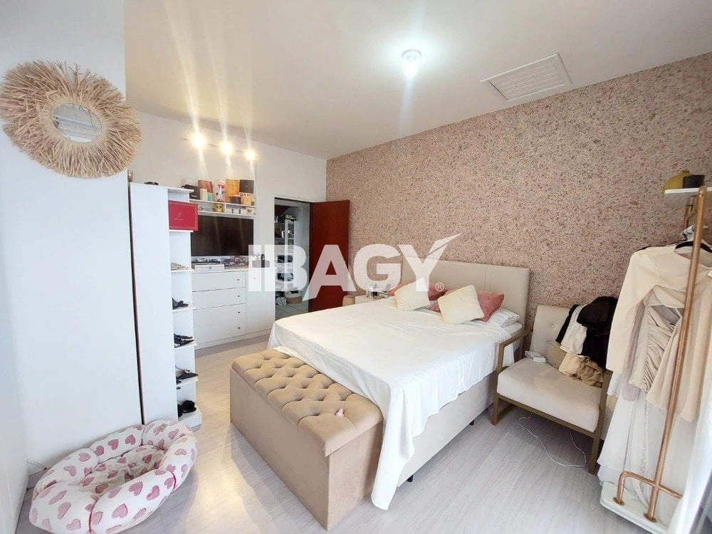 4-bedroom house, 1 with its own bathroom, 157 m² — photo 15