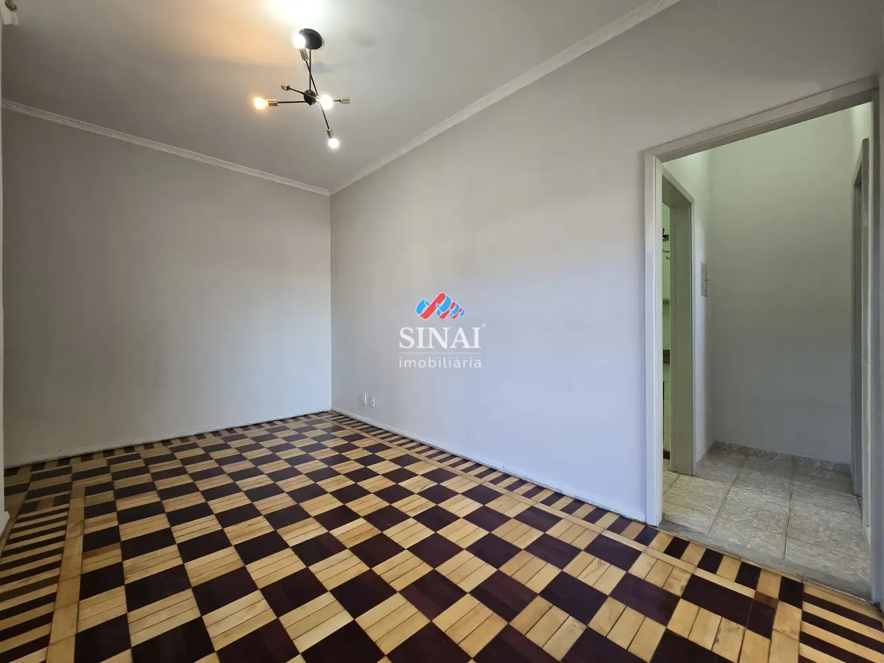 2-bedroom apartment with no parking space — photo 12