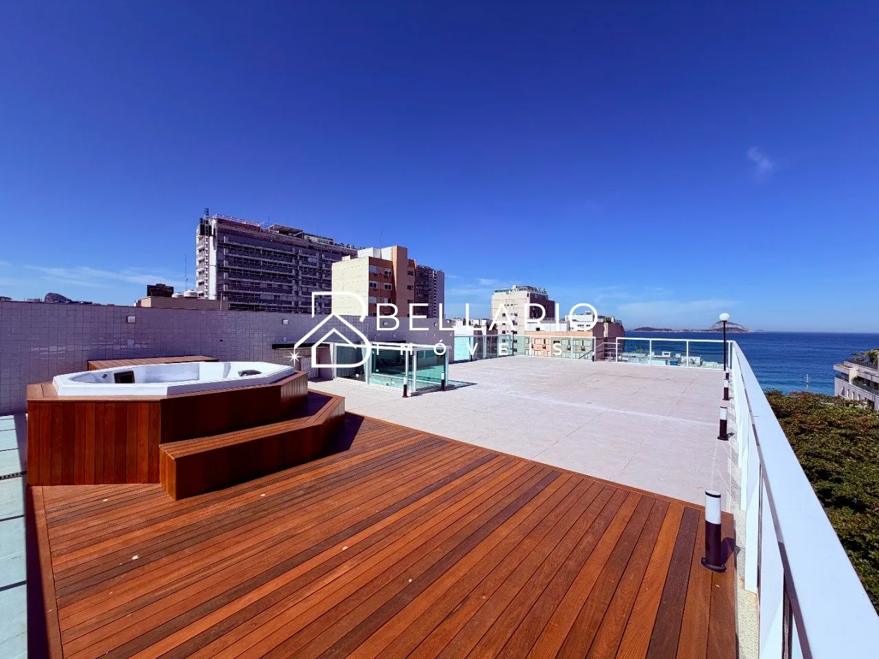 Unfurnished apartment with 3 bedrooms and 4 bathrooms — photo 3
