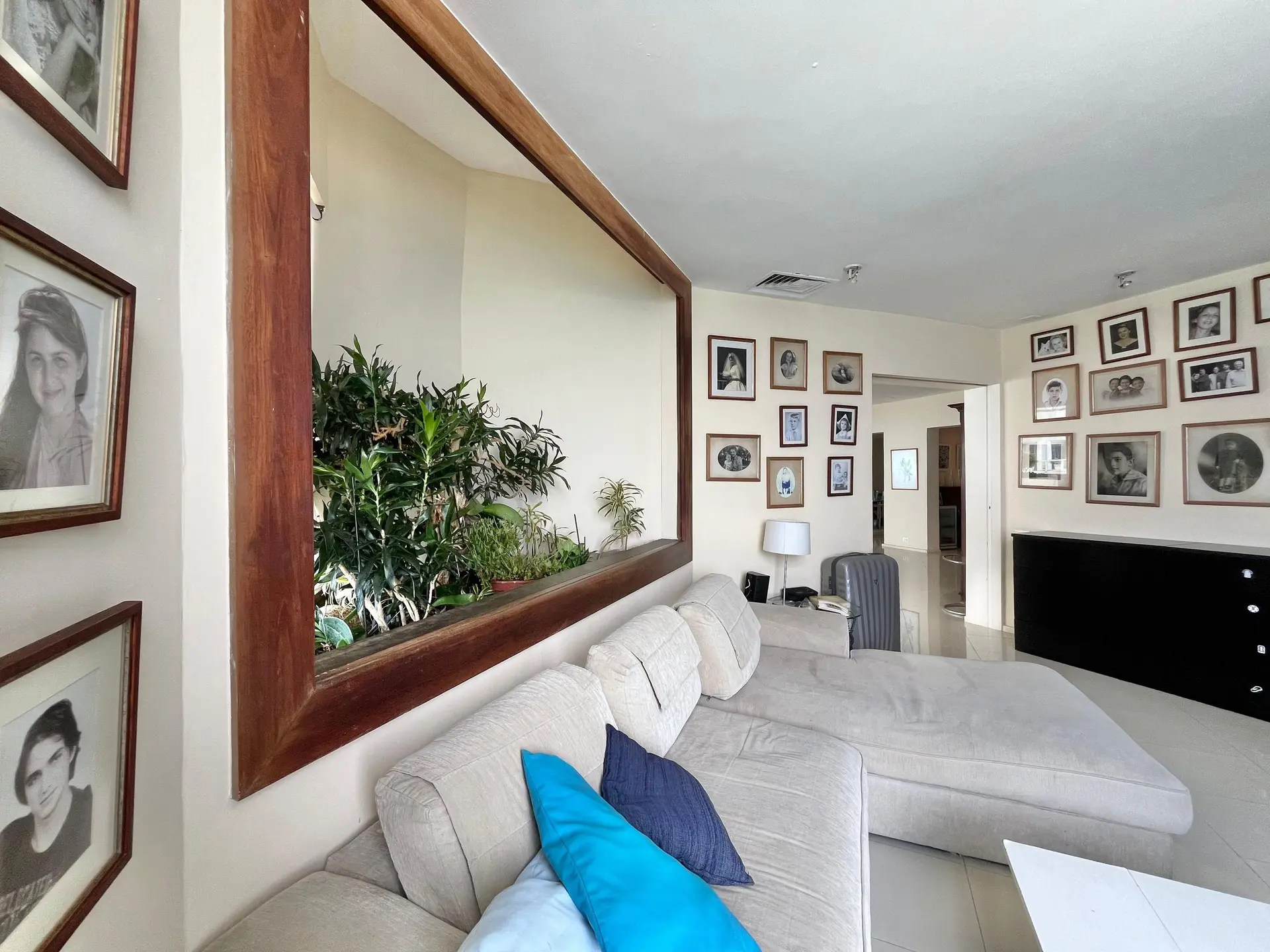 Furnished apartment, 450 m², with a water view — photo 28