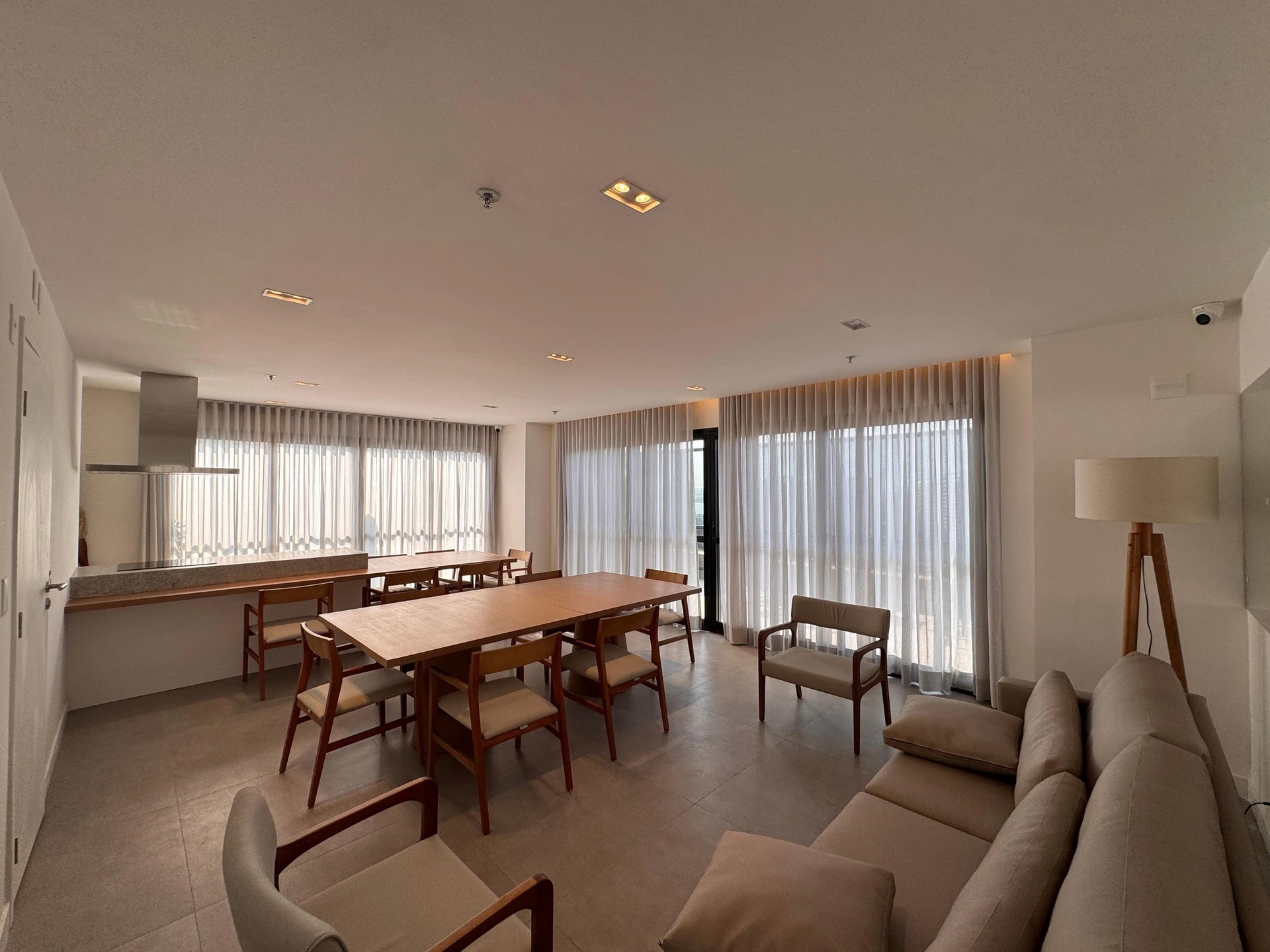 Apartamento amueblado de 3 dormitorios con balcón — photo 43