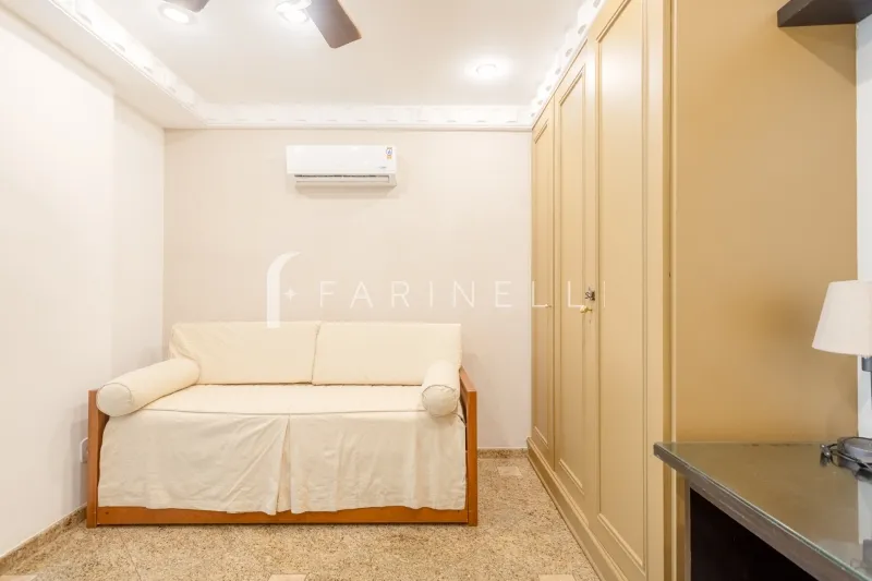 Apartamento de 2 quartos com varanda fechada — photo 19