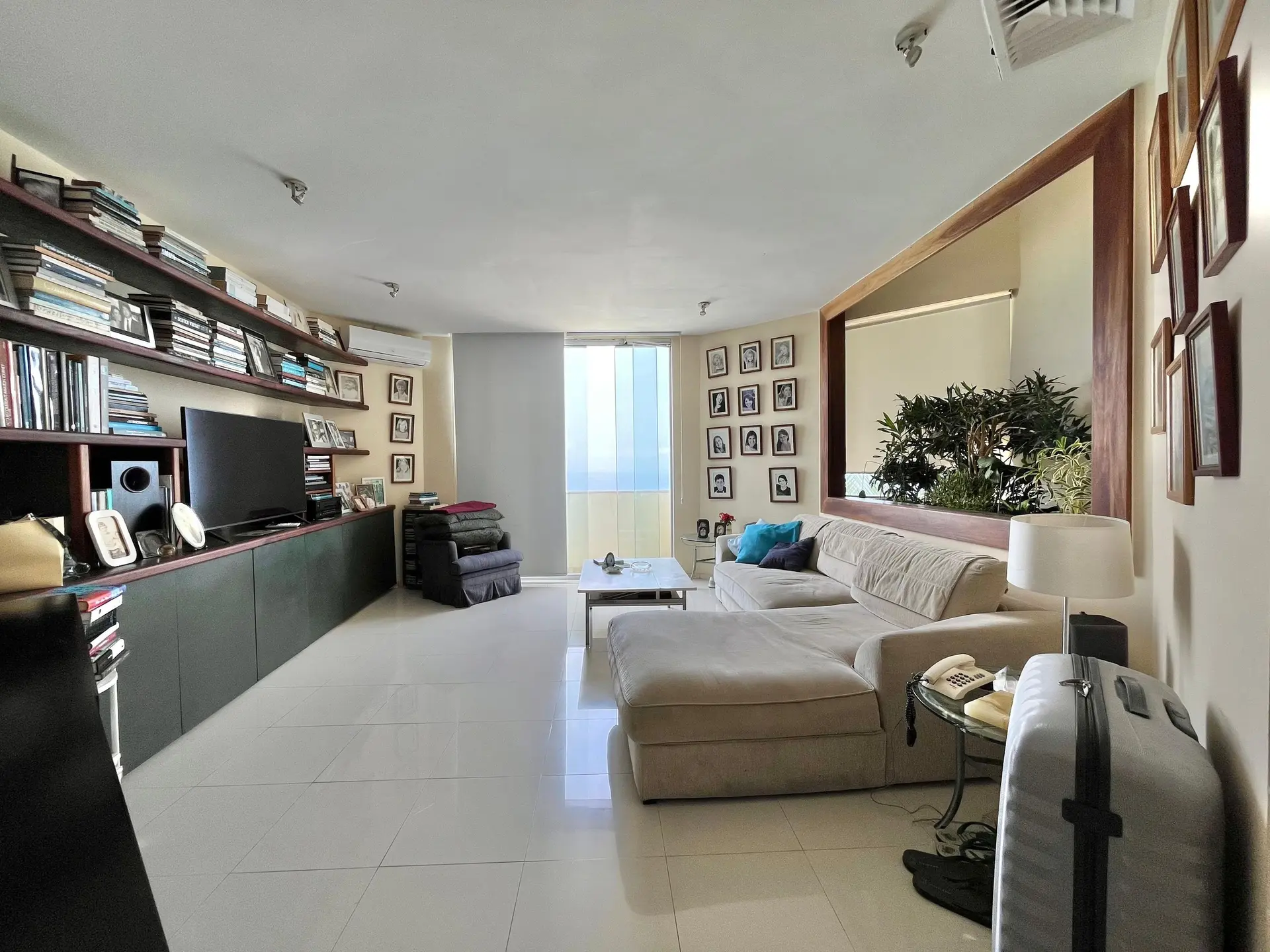 Furnished apartment, 450 m², with a water view — photo 26