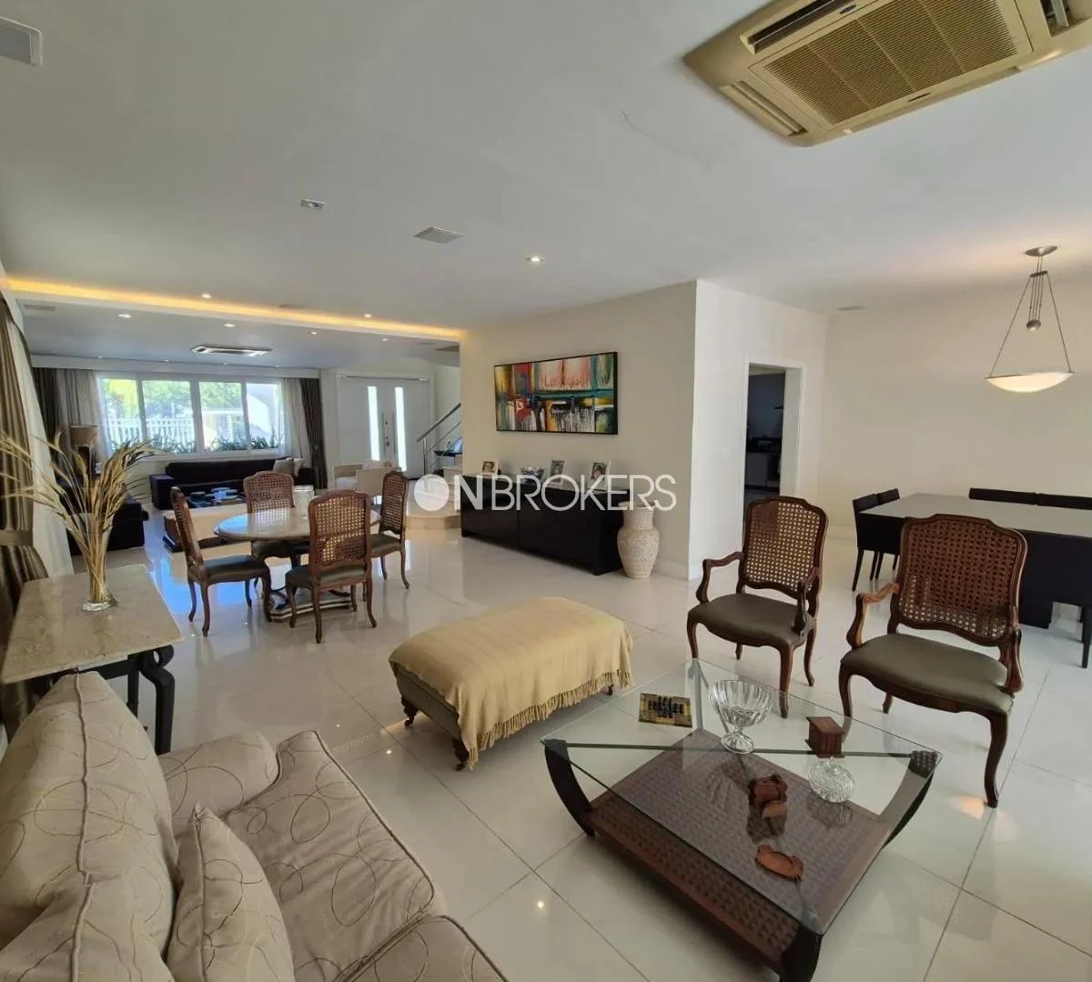 Casa amueblada con 4 suites y 600 m² y 3 plazas — photo 5