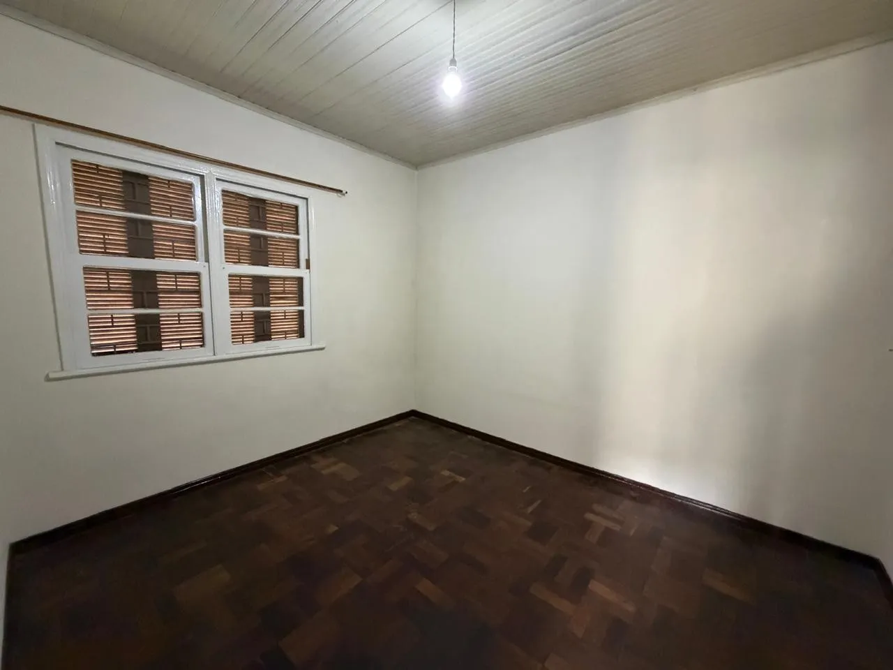 Wood or laminate floors in a 2-bedroom house, 82 m² — photo 6