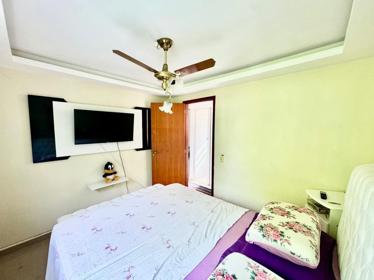 Casa mobiliada com 2 quartos e cozinha com fogão a gás — photo 18