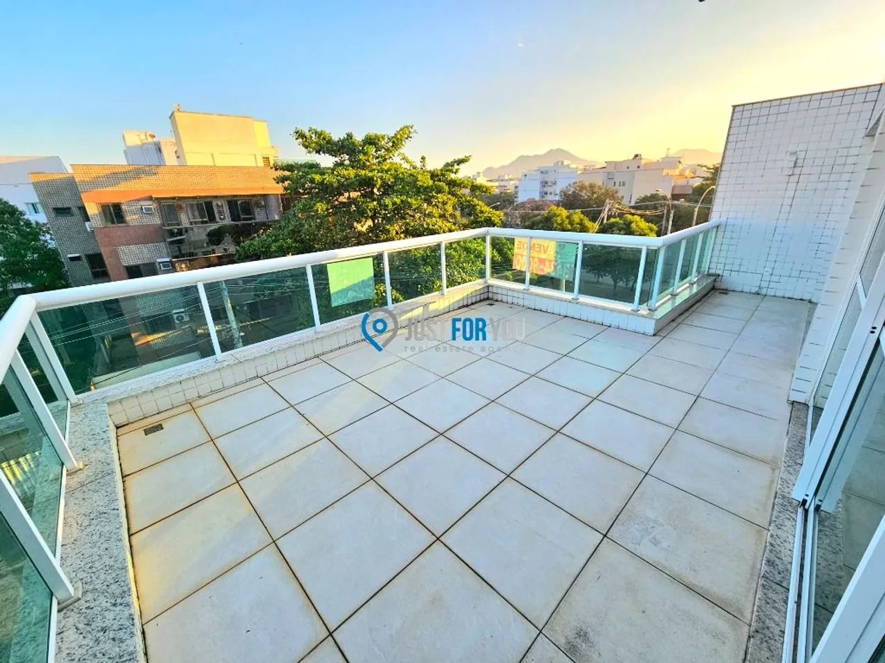 Cobertura com 3 dormitórios e 180 m², 5 banheiros — photo 8