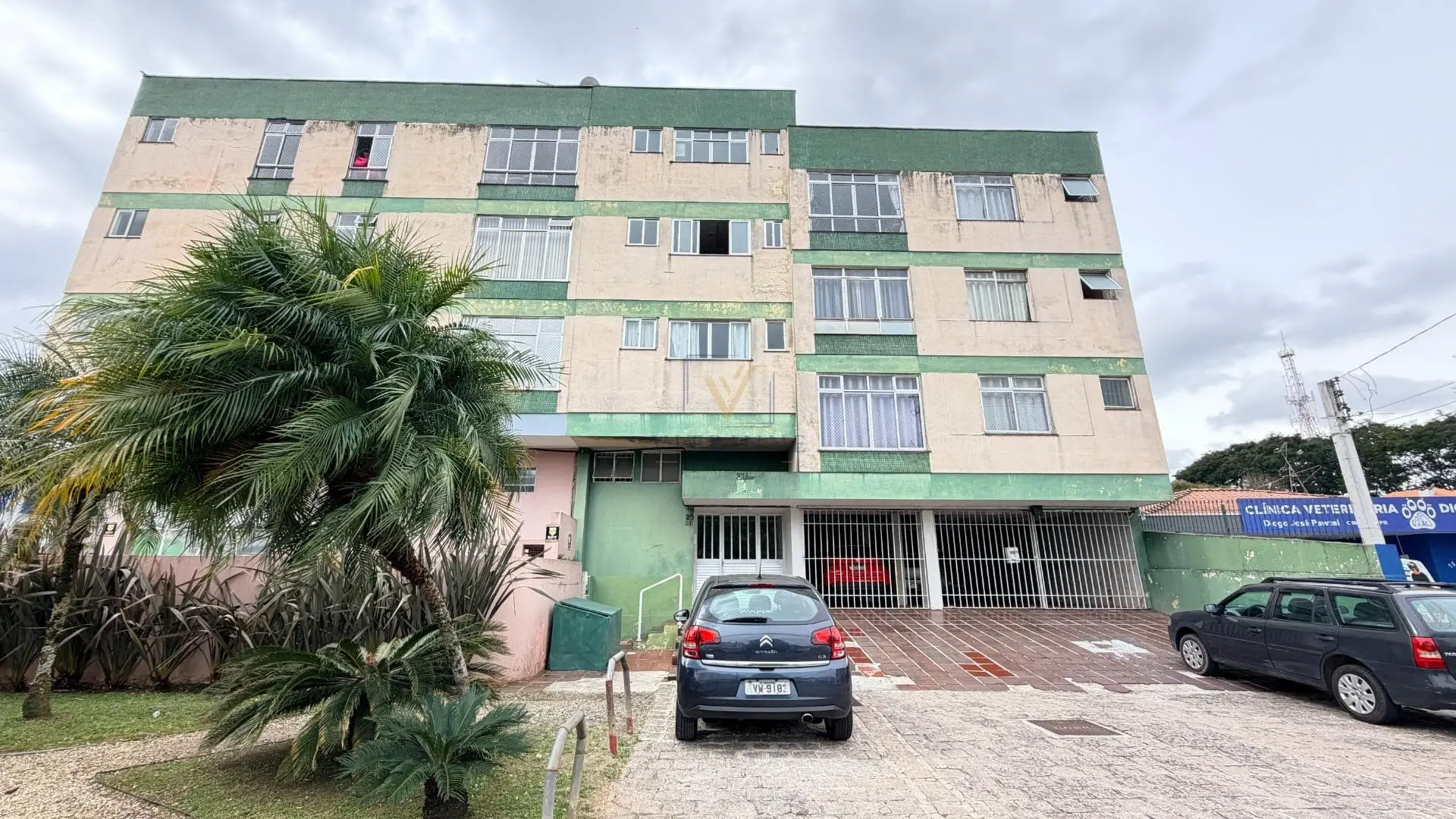 3-bedroom apartment with 1 en-suite and 2 bathrooms — photo 3