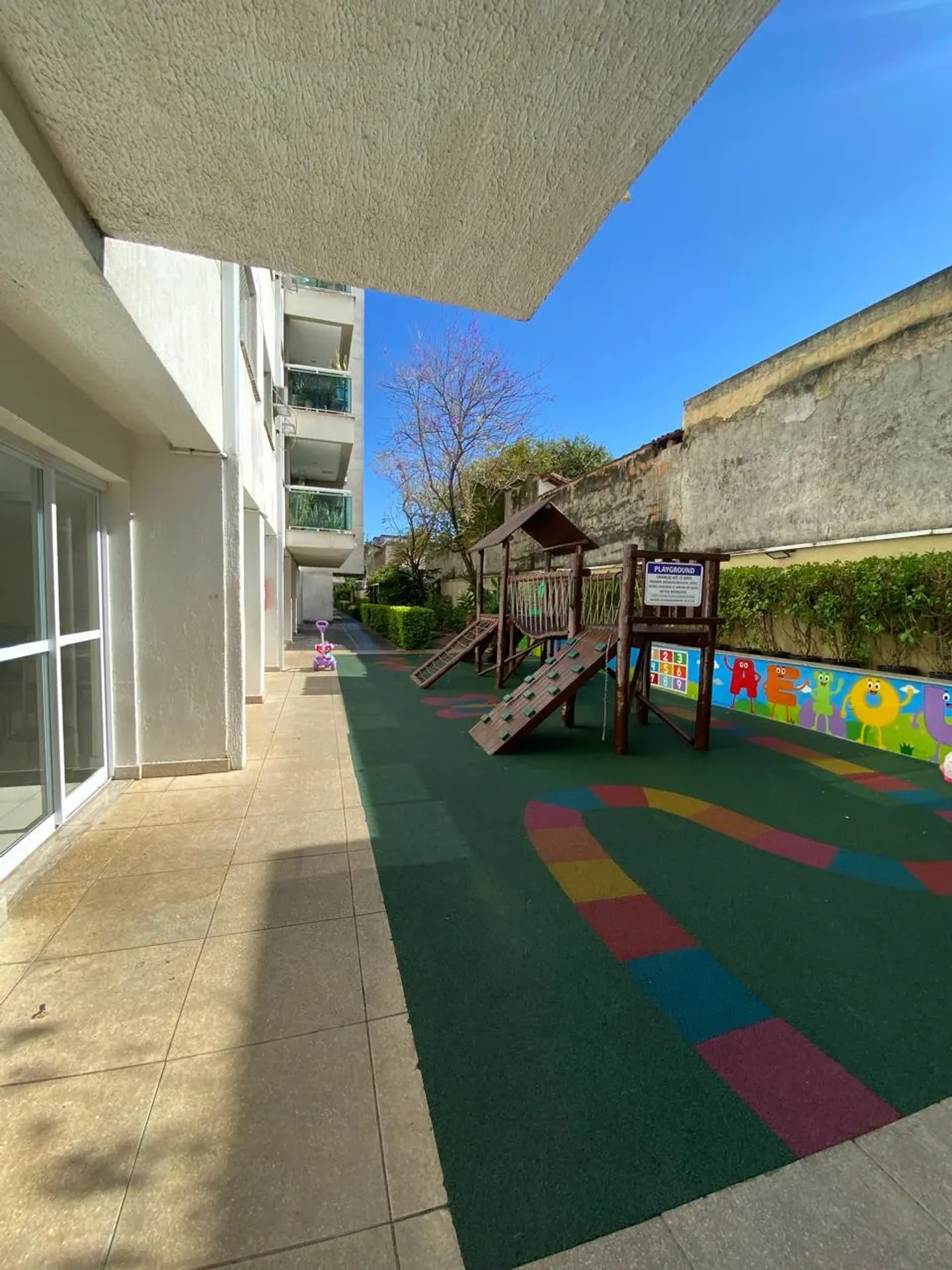 Apartment with 2 bedrooms and private garden — photo 14