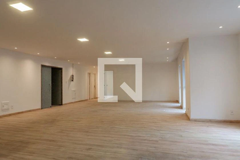 Apartamento de 2 habitaciones con 170 m² y 2 plazas — photo 11