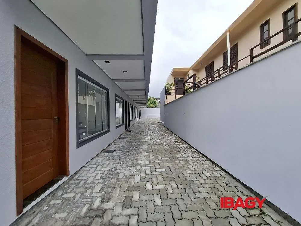 Apartment, 74 m², with a private BBQ — photo 14