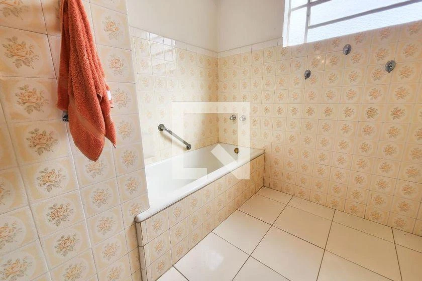 Casa para locação com 5 quartos e quintal privativo — photo 36