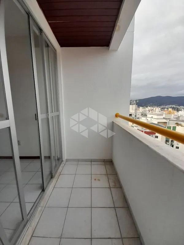 2-bedroom apartment with a closed kitchen and balcony — photo 15