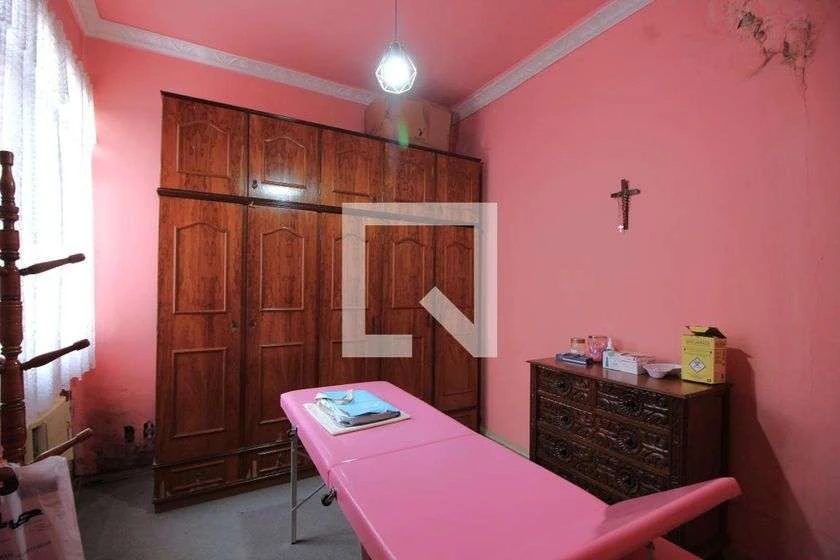 255 m² house with 3 bedrooms and a private garden — photo 8