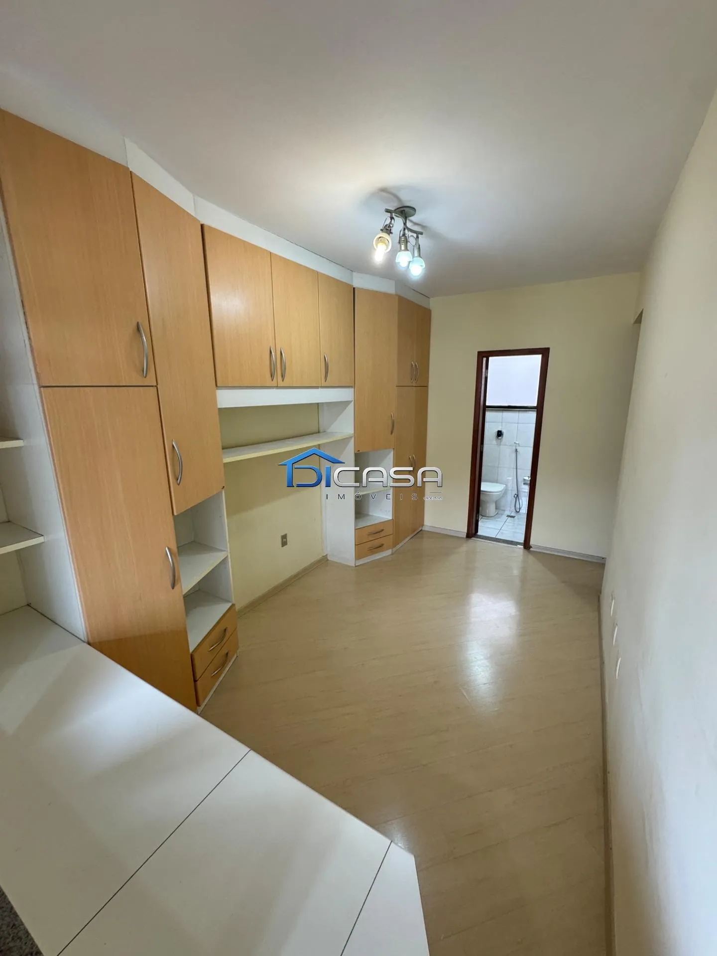 2-bedroom apartment with a walk-in closet — photo 9